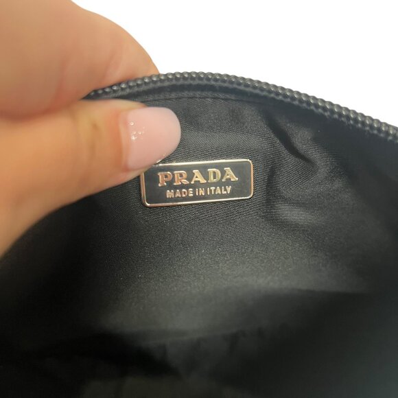 Prada VINTAGE Black Nylon Tessuto Shoulder Bag Mini Zip Pouch - Picture 15 of 15